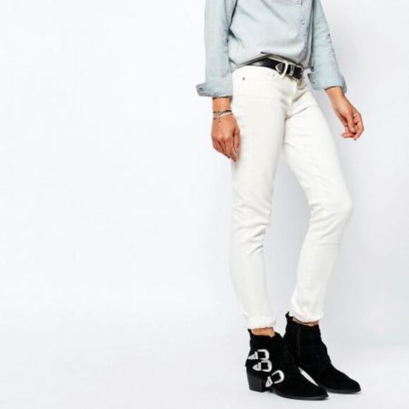 Levi's 711 Skinny White Denim Jeans Size 25 - Picture 1 of 7